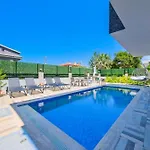 Villa Melek *