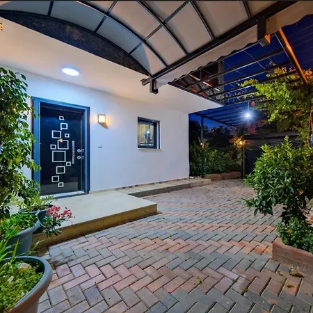 Melek Villa
